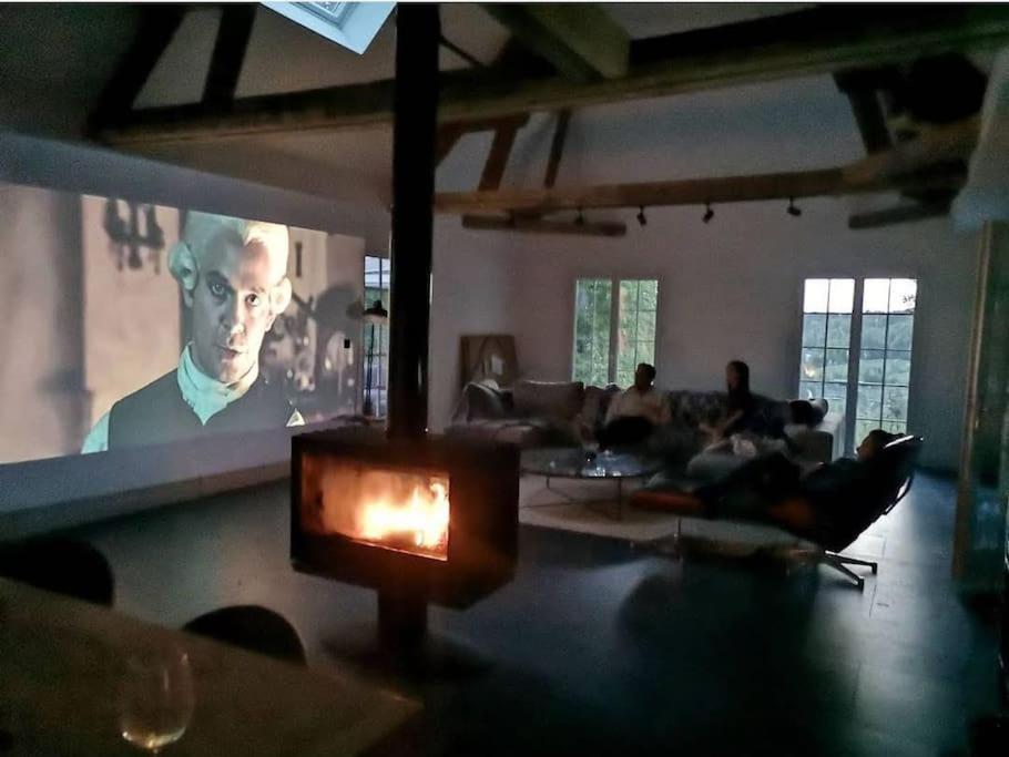 Maison Canadienne Dans La Foret Tourville-sur-Pont-Audemer エクステリア 写真