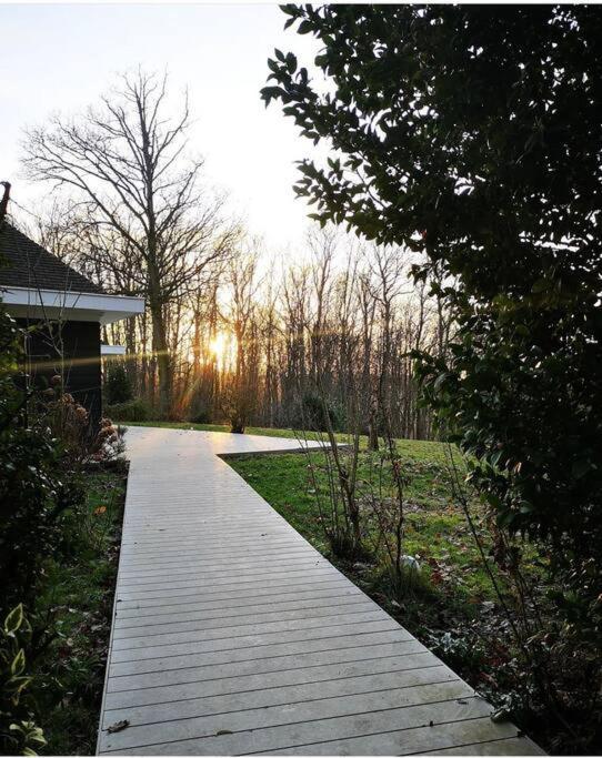 Maison Canadienne Dans La Foret Tourville-sur-Pont-Audemer エクステリア 写真